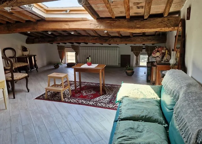 卡萨帝堡度假屋 卡斯特姆苏